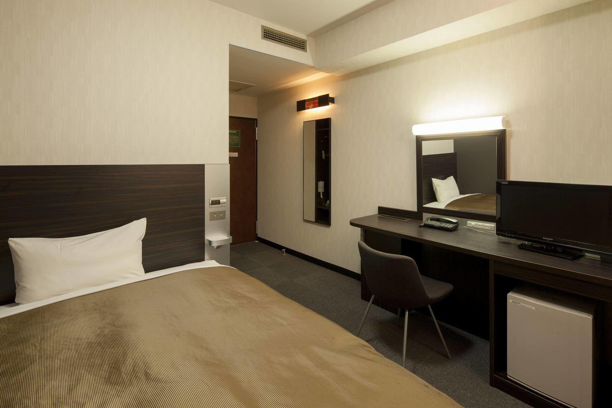 Osaka City Hotel Kyobashi Exterior photo